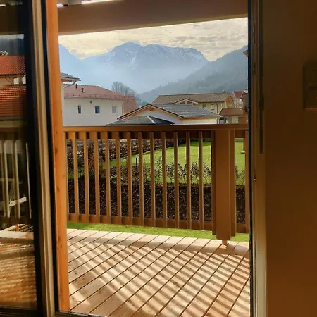 بيت للعطل Ferienhaus Chalets Inzell انزل